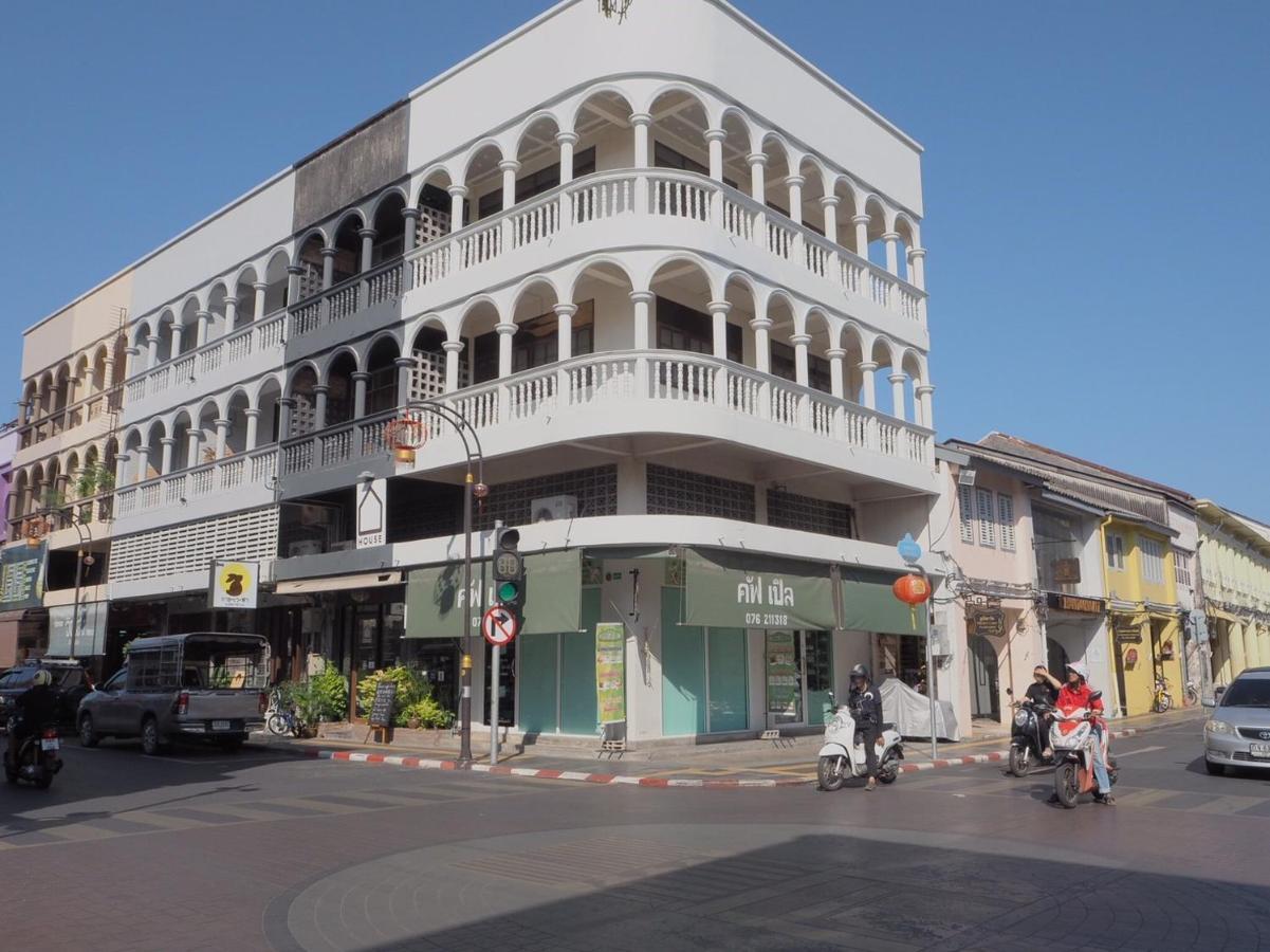 Oyo 300 Karnvela Hotel Phuket Exterior photo